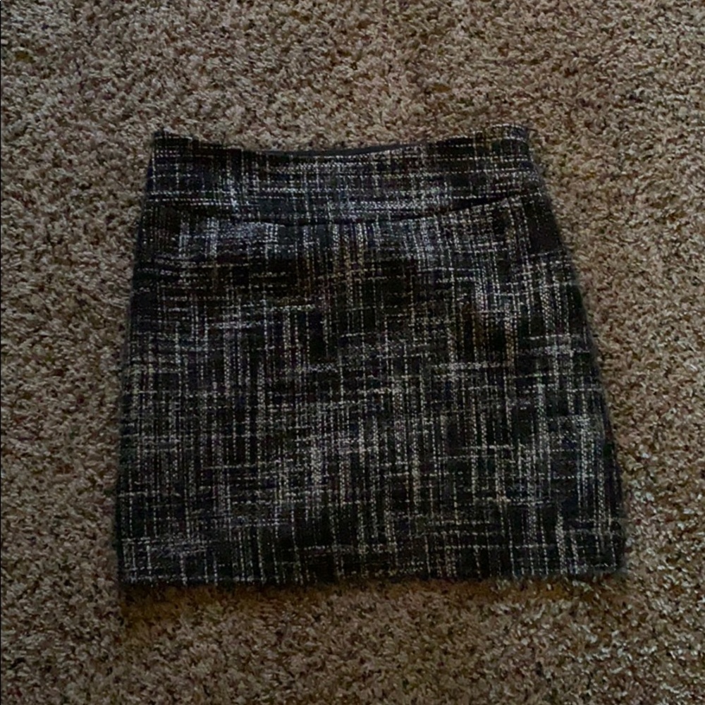 Tweed skirt
